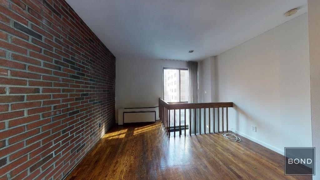 155 East 88th Street - Photo 7