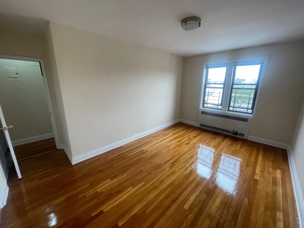 63-53 Haring Street - Photo 16