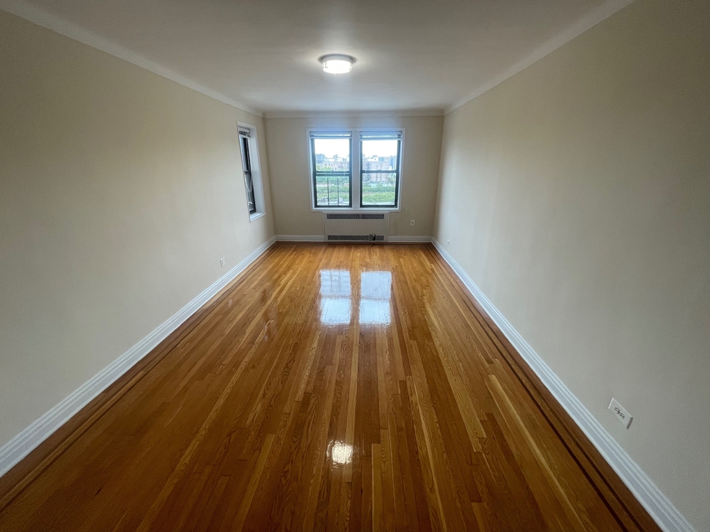 63-53 Haring Street - Photo 8