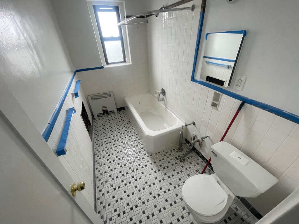 63-53 Haring Street - Photo 13