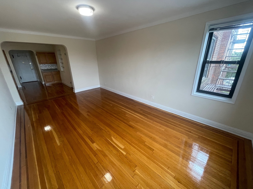 63-53 Haring Street - Photo 10