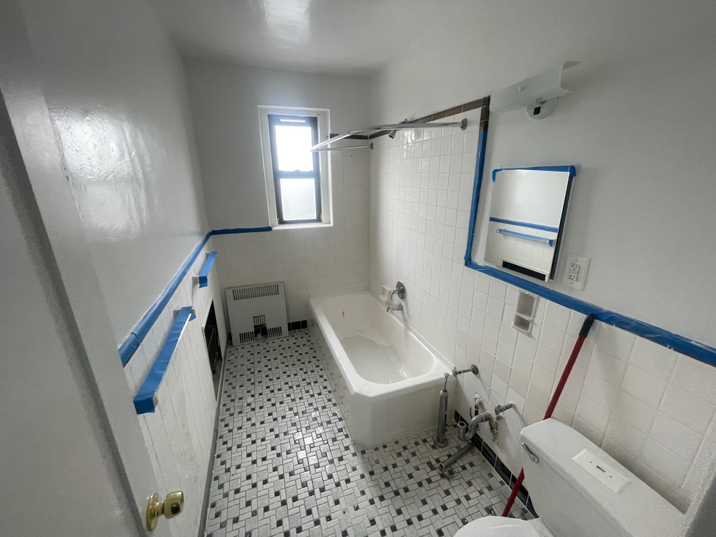 63-53 Haring Street - Photo 14
