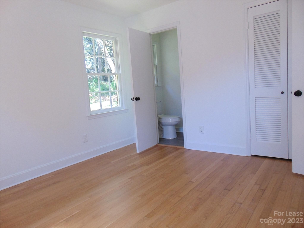 7500 Thorncliff Drive - Photo 16