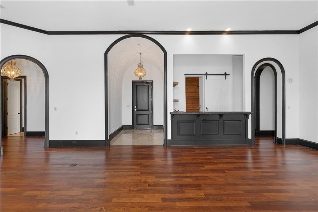 2828 Peachtree Road Nw - Photo 6