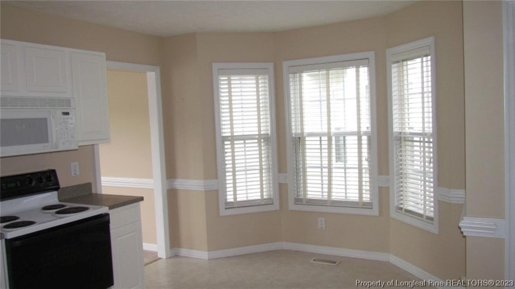 2966 Brookcrossing Drive - Photo 2