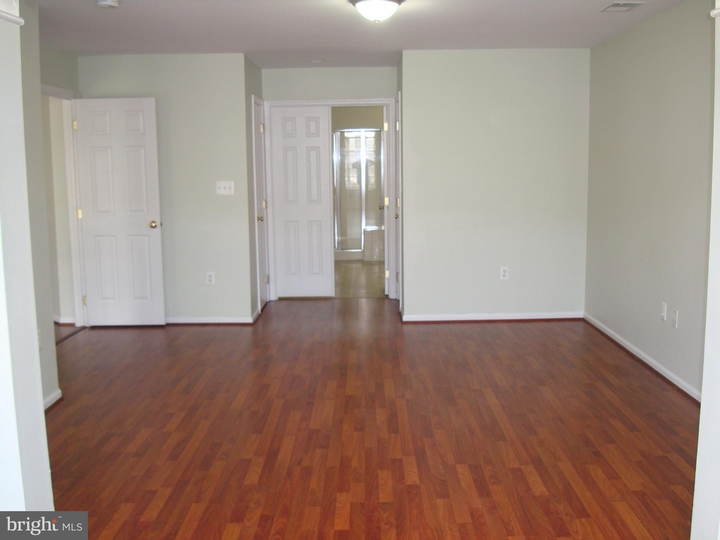 21028 Laporte Terrace - Photo 17