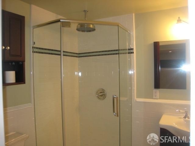 1070 Rhode Island Street - Photo 8