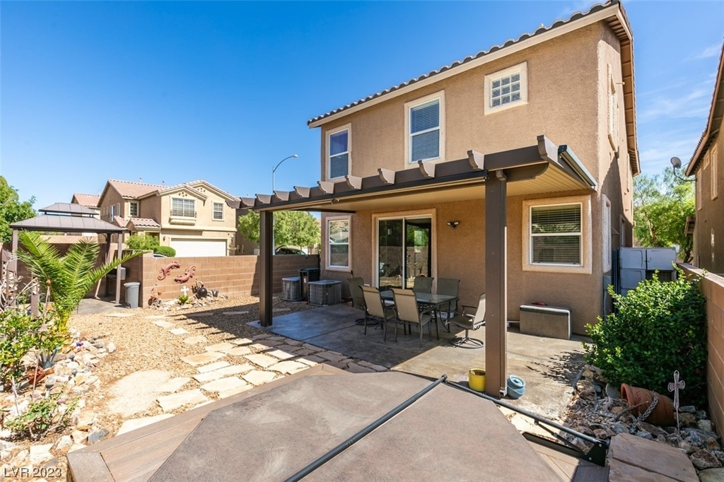 9005 Semillon Street - Photo 37