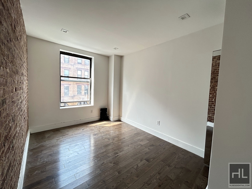St Nicholas Terrace - Photo 4