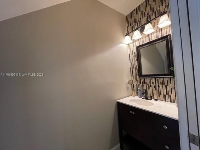 2641 Sw 83rd Ave - Photo 6