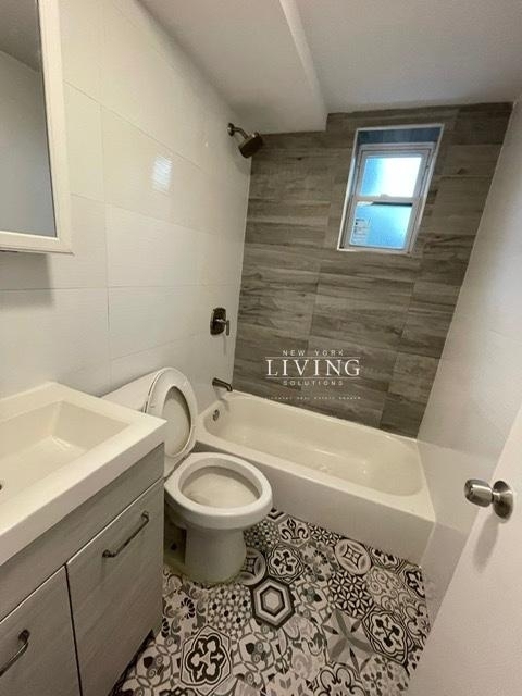 69-17 Burchell Avenue - Photo 4