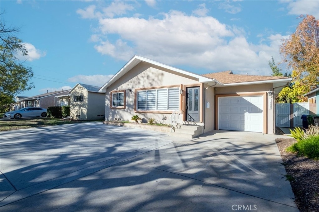 13523 Gilmore Street - Photo 1