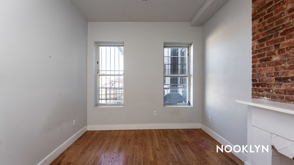 1175 Bedford Ave - Photo 9