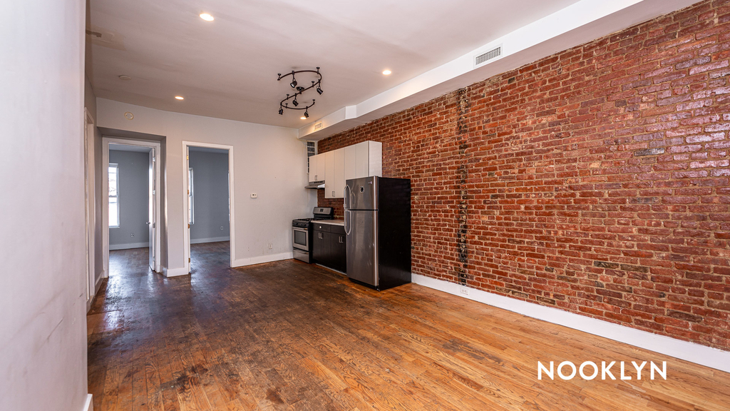 1175 Bedford Ave - Photo 14