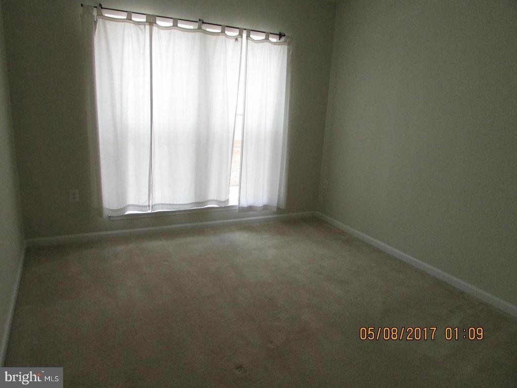 20606 Maitland Ter - Photo 12