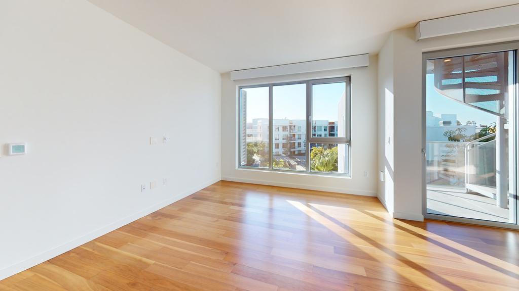 21040 Pacific City Cir. Suite 100 - Photo 2