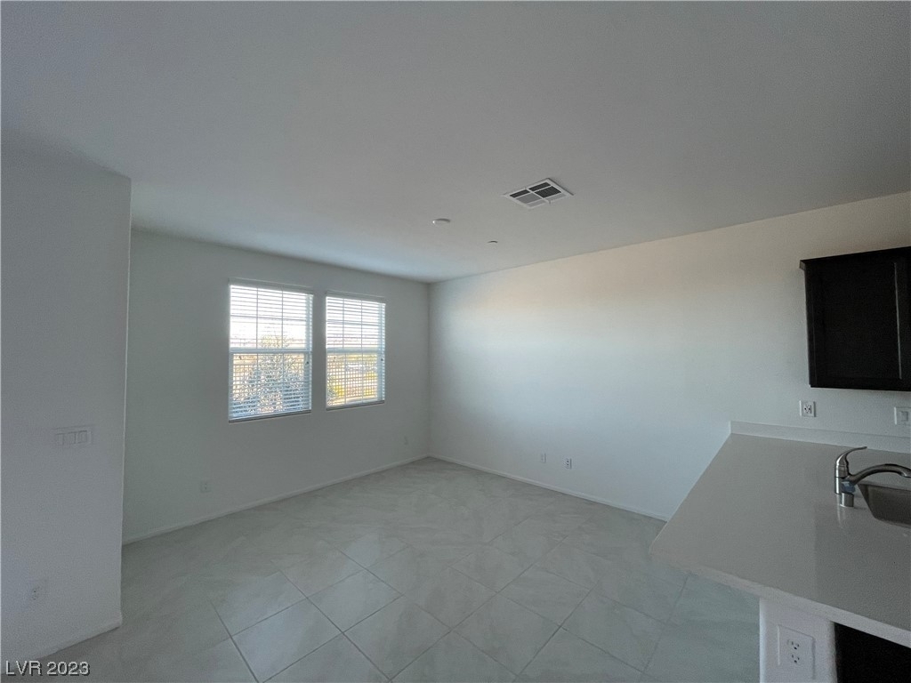 508 Ylang Place - Photo 5