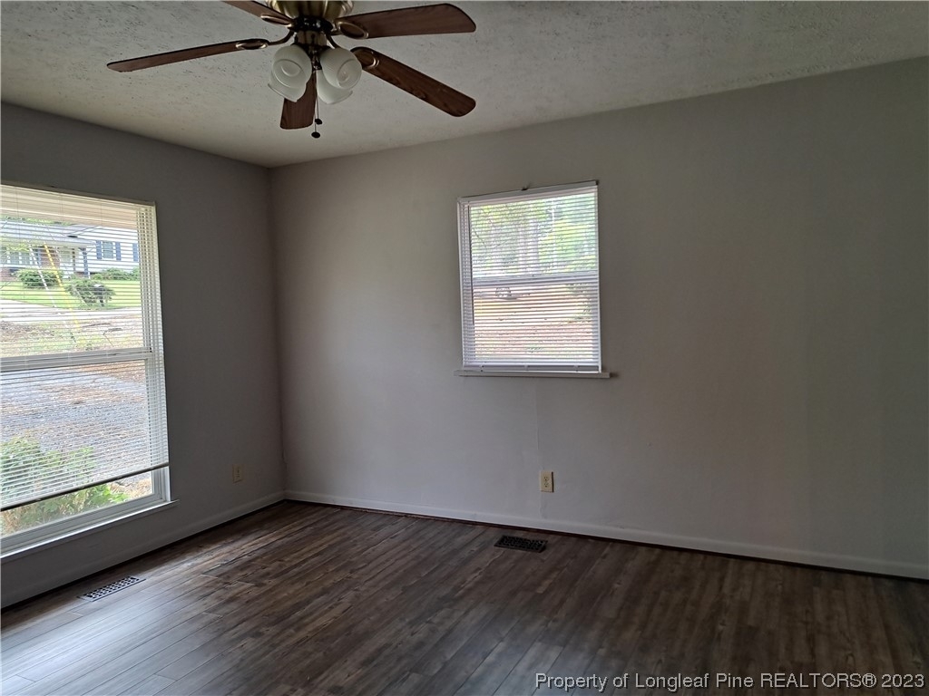 2527 Vestal Avenue - Photo 2