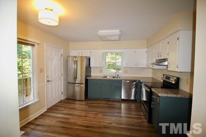 1401 Tarbert Drive - Photo 3