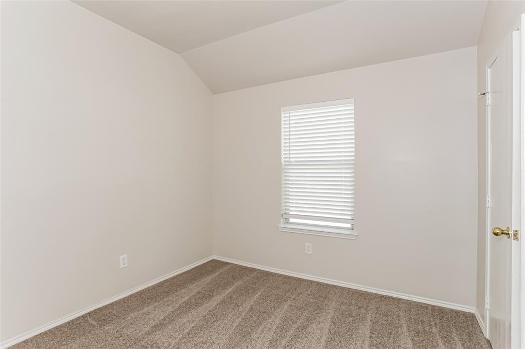 6356 Stone Lake Court - Photo 11