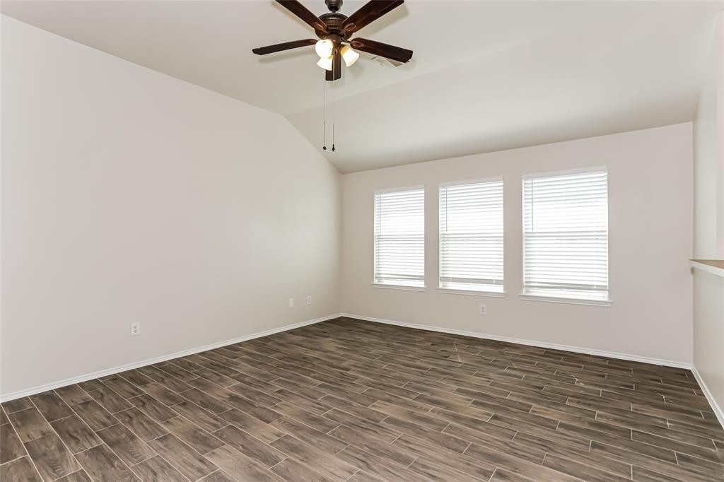 6356 Stone Lake Court - Photo 2