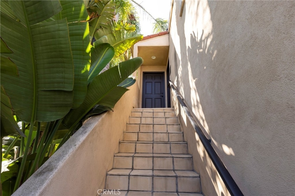 219 Ximeno Avenue 1/2 - Photo 13