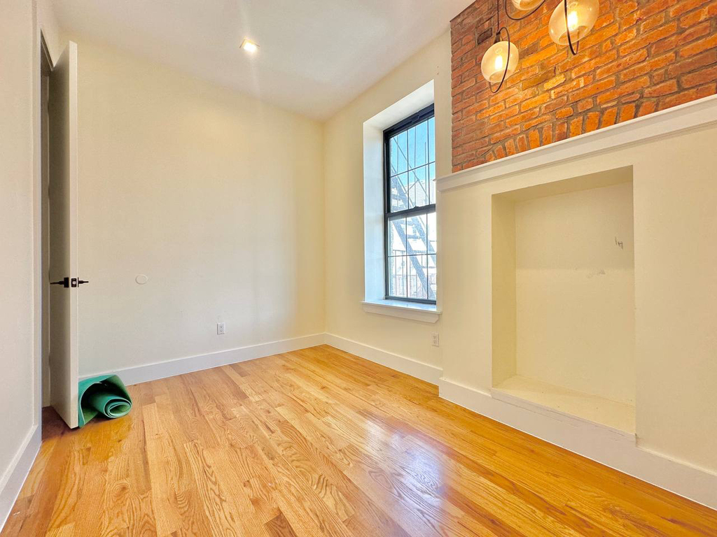 230 Bushwick Avenue - Photo 2