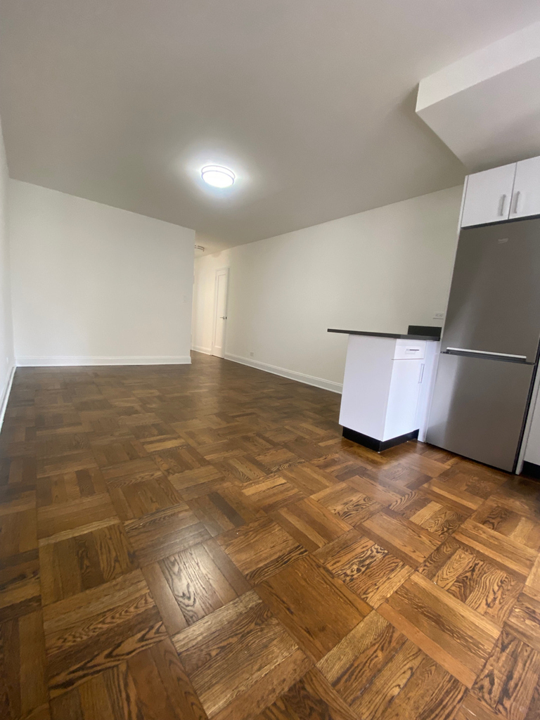East 35th Street off Third Ave - Photo 2