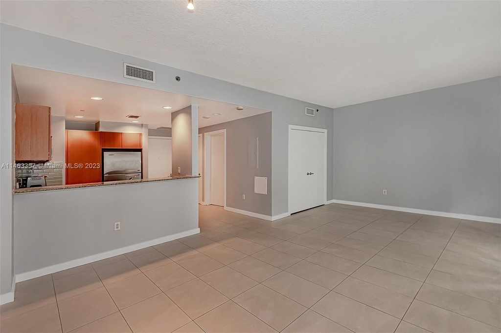 1050 Brickell Ave - Photo 6