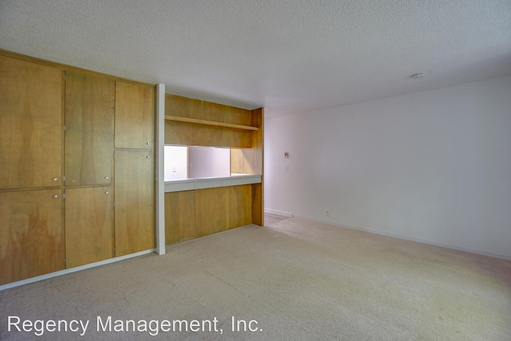 1239 Sw Woods Street - Photo 6