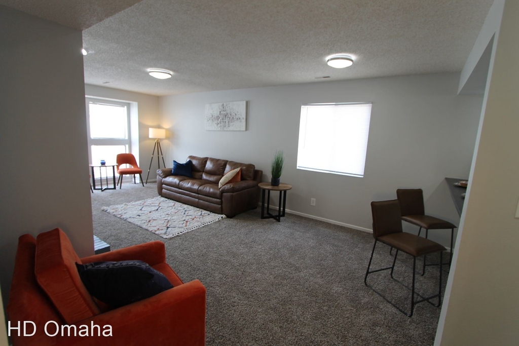 6320-6410 South 72nd Street - Photo 14