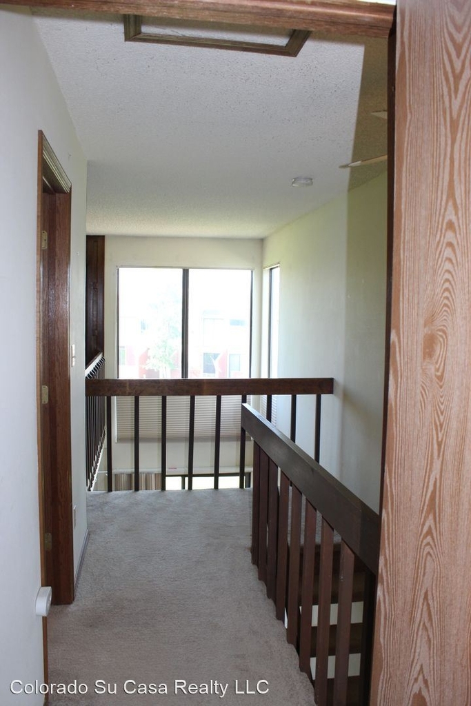 440a W. Rockrimmon Blvd. - Photo 12