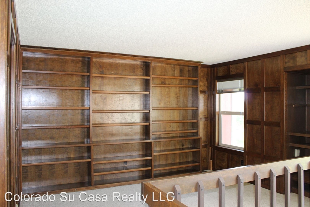 440a W. Rockrimmon Blvd. - Photo 10