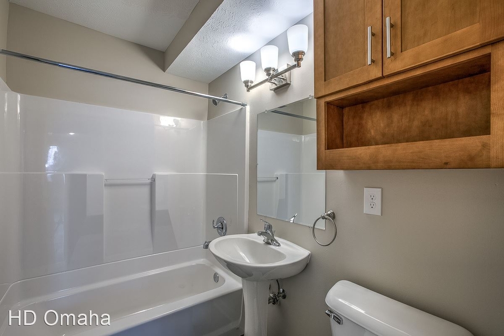 1325 South 30th Avenue - Photo 10