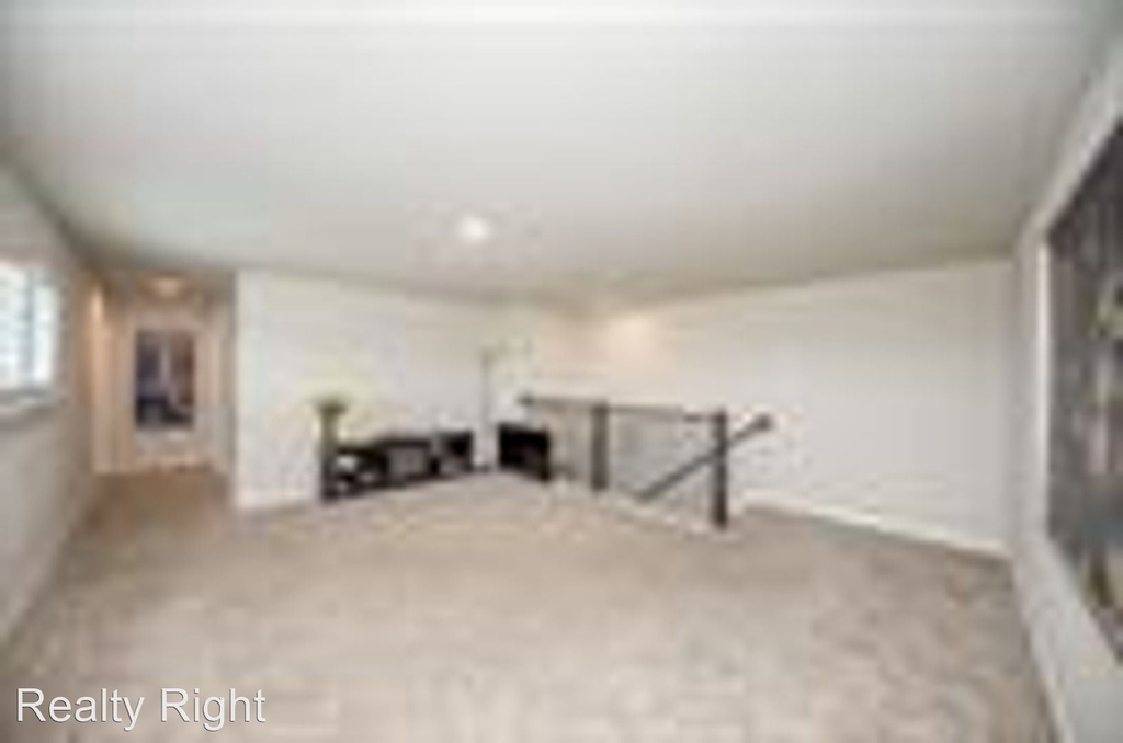 7627 Rainham Valley Lane - Photo 23