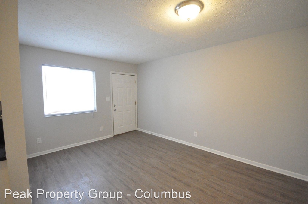 1304 Courtland Avenue - Photo 2