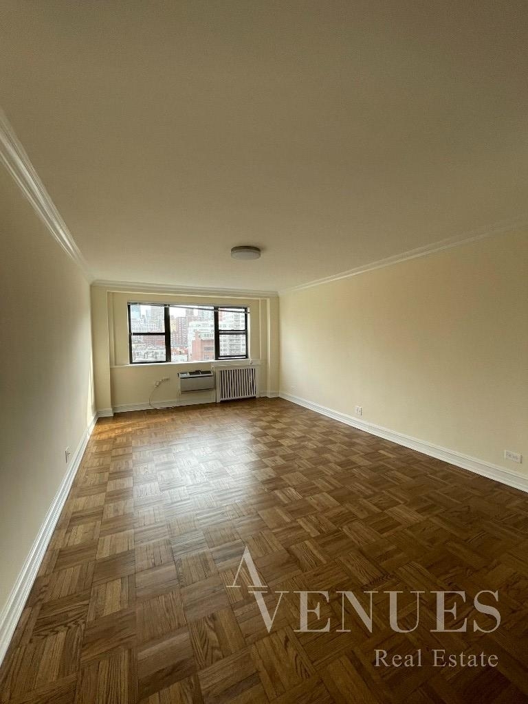 Copy of East 79th Street - Photo 0
