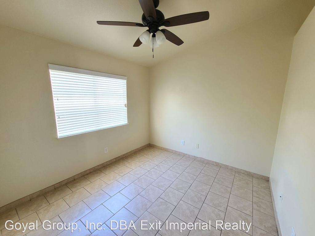 1100 Dalila Ct - Photo 11