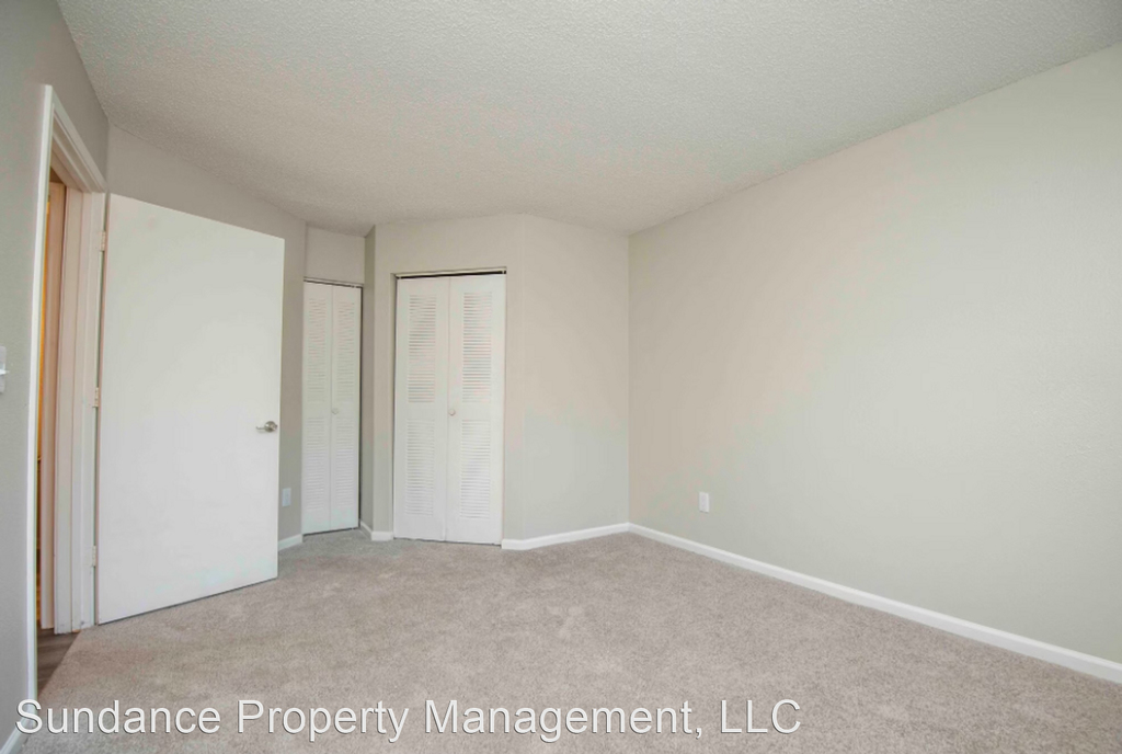 2050 Edgeview Way - Photo 1