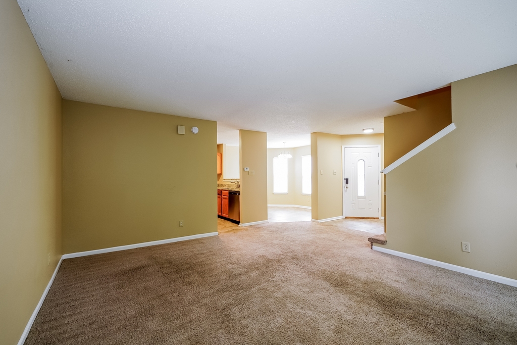 5957 Redcliff North Lane - Photo 2