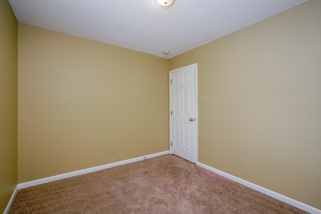 5957 Redcliff North Lane - Photo 12