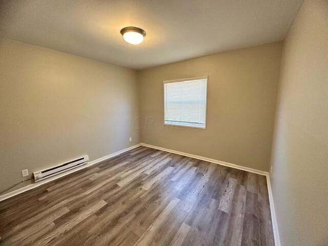 316 Wrexham Avenue - Photo 2