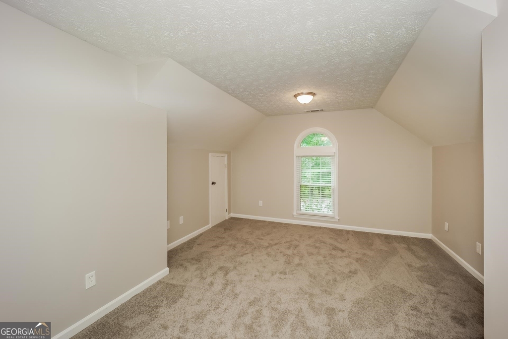 260 Wakefield Place - Photo 11
