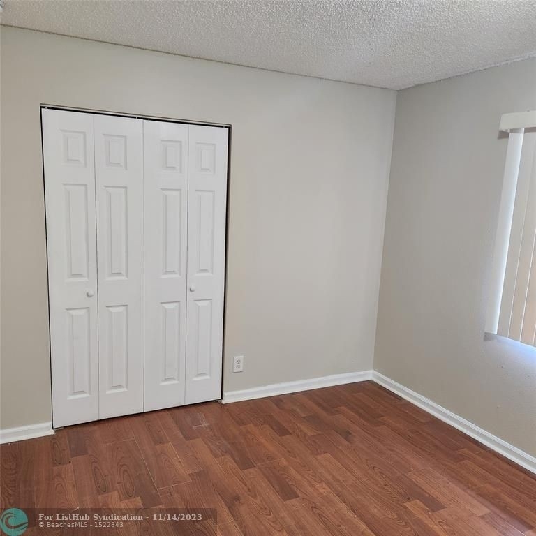 1217 Sw 75th Ave - Photo 11