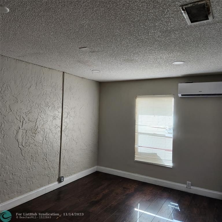 1217 Sw 75th Ave - Photo 14