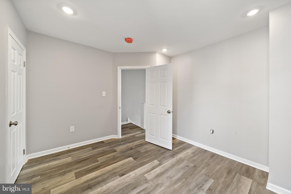 5105 Diamond Street - Photo 14