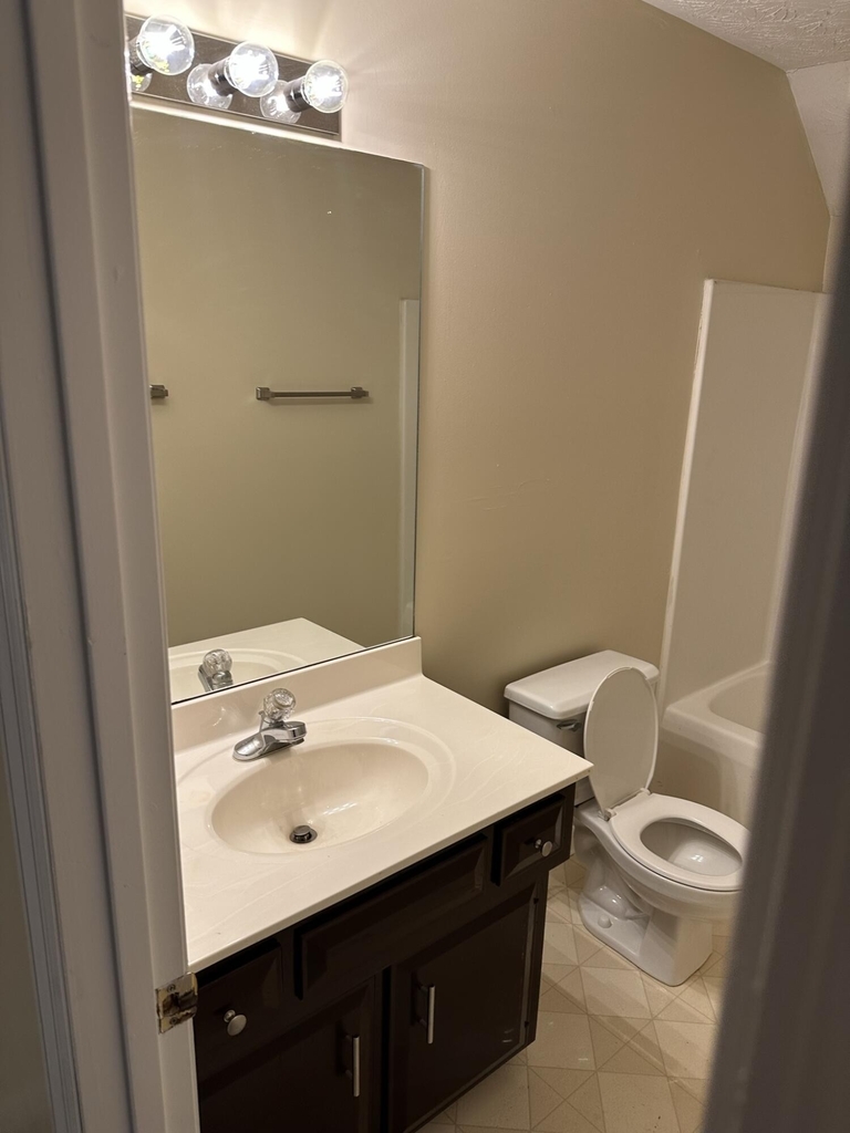 1021 Excel Court - Photo 55