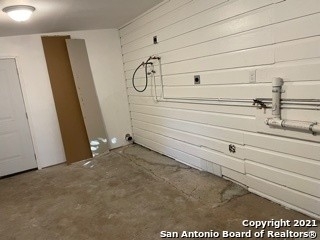 720 Menchaca - Photo 6