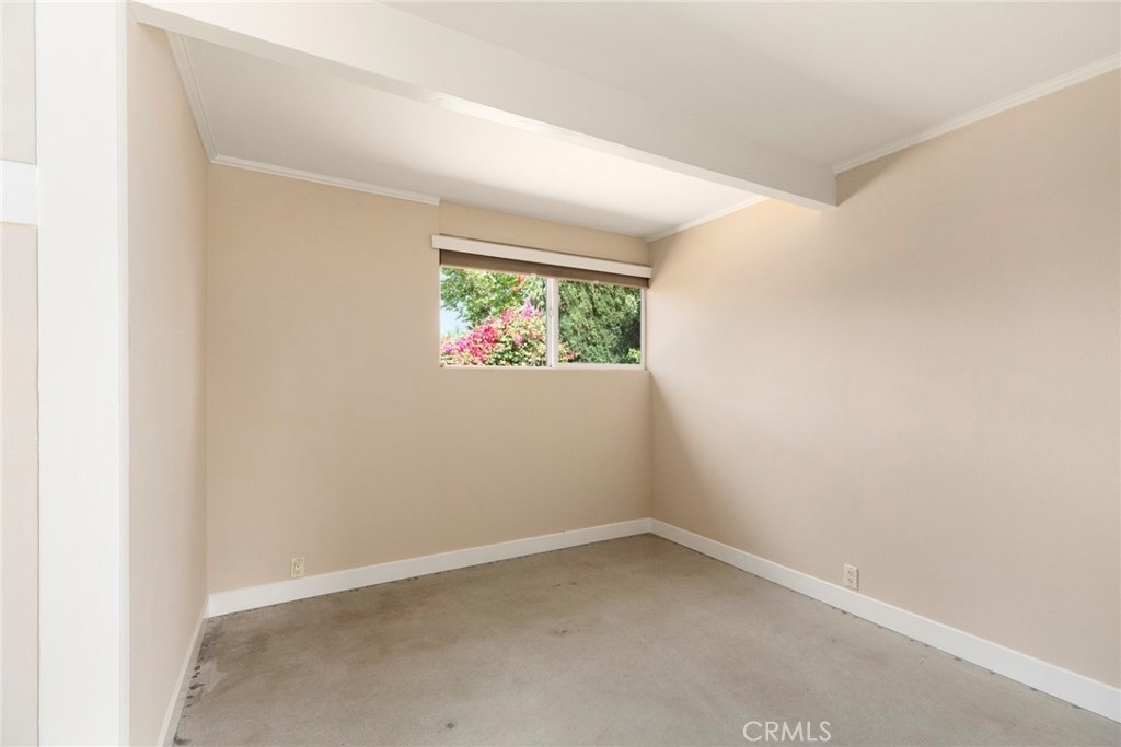 840 E Palmdale Avenue - Photo 22