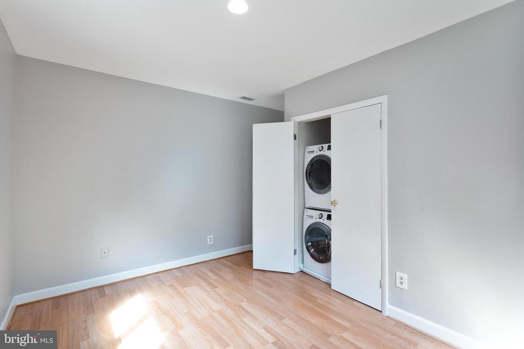 208 Skyhill Rd - Photo 18